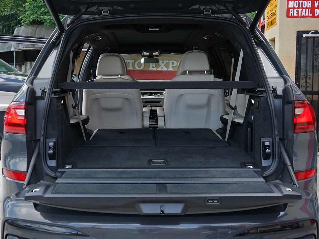 used 2022 BMW X7 car, priced at $53,995