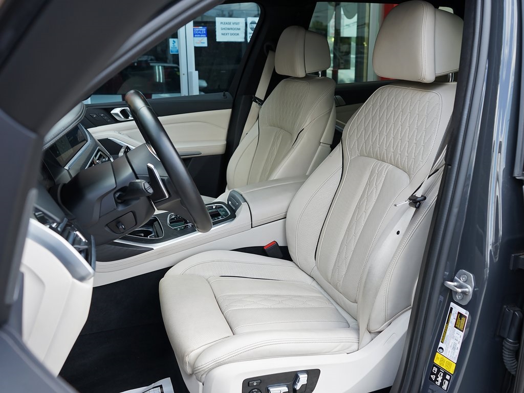 used 2022 BMW X7 car, priced at $53,995