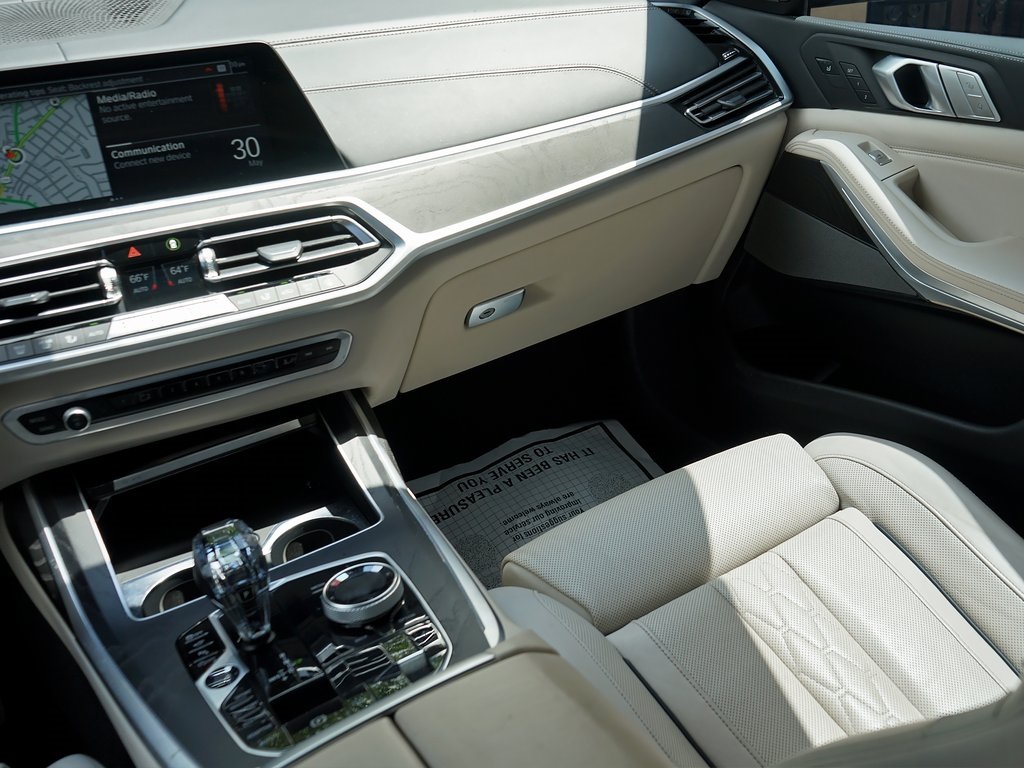 used 2022 BMW X7 car, priced at $53,995