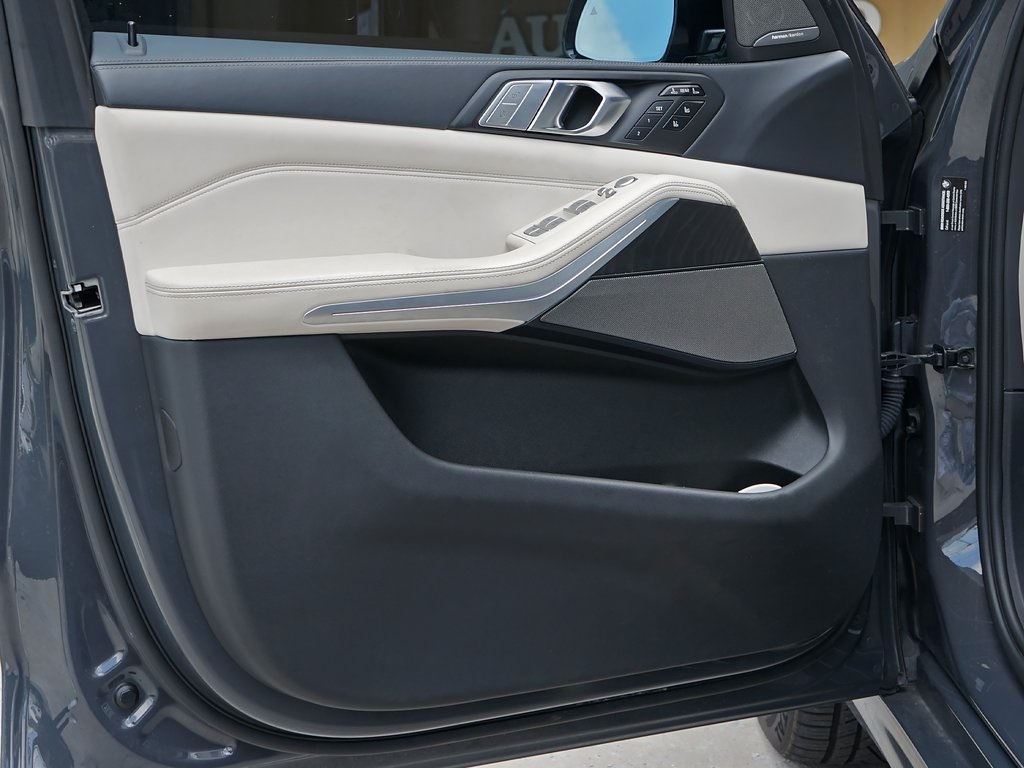 used 2022 BMW X7 car, priced at $53,995