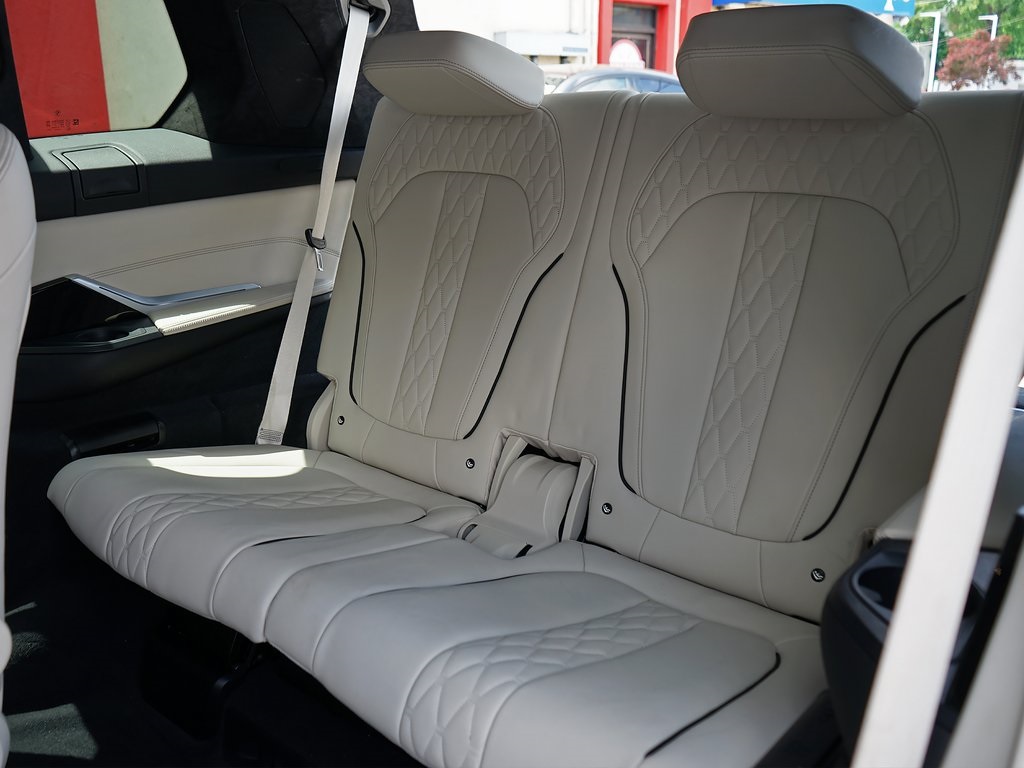 used 2022 BMW X7 car, priced at $53,995
