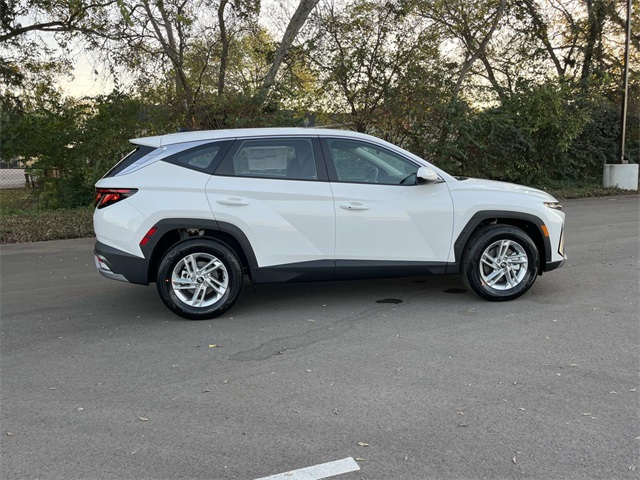 new 2026 Hyundai Tucson car, priced at $28,658