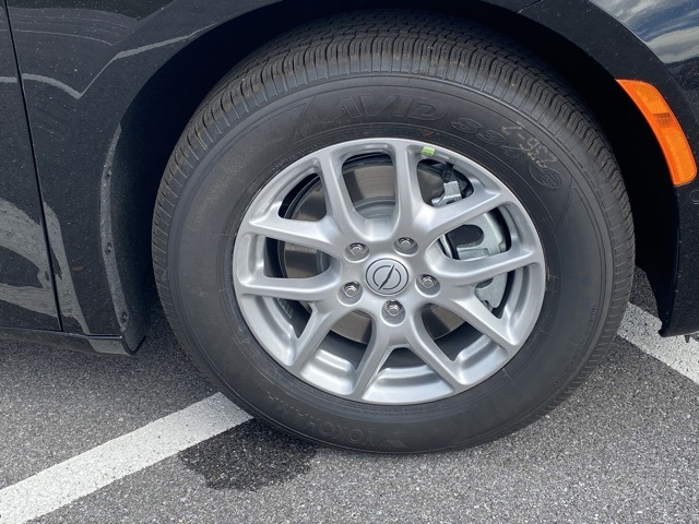 new 2026 Chrysler Pacifica car, priced at $34,920