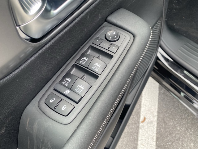 new 2026 Chrysler Pacifica car, priced at $34,920