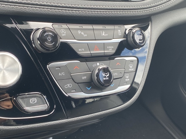 new 2026 Chrysler Pacifica car, priced at $34,920