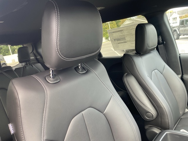 new 2026 Chrysler Pacifica car, priced at $34,920