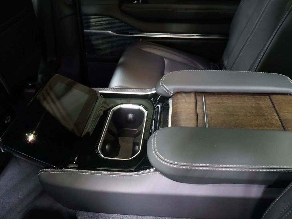 new 2025 Jeep Grand Wagoneer car, priced at $87,830