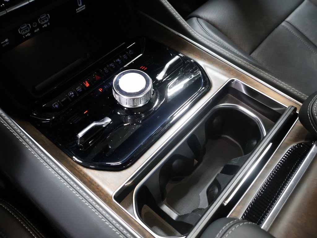 new 2025 Jeep Grand Wagoneer car, priced at $87,830