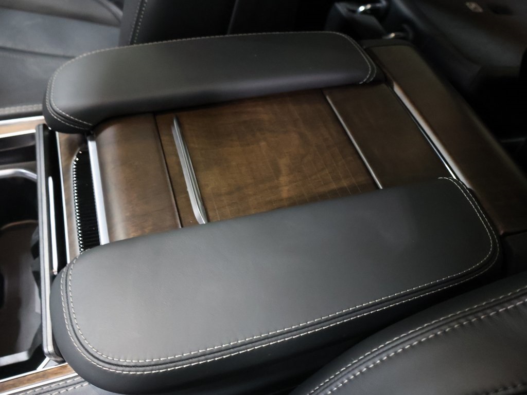new 2025 Jeep Grand Wagoneer car, priced at $87,830