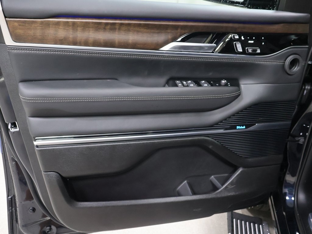 new 2025 Jeep Grand Wagoneer car, priced at $87,830