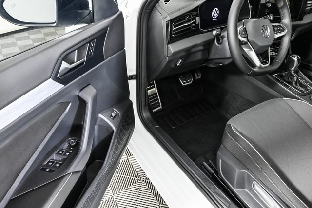 new 2025 Volkswagen Jetta car, priced at $26,906