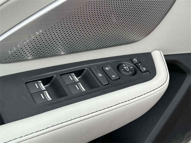 new 2025 Acura RDX car, priced at $54,400