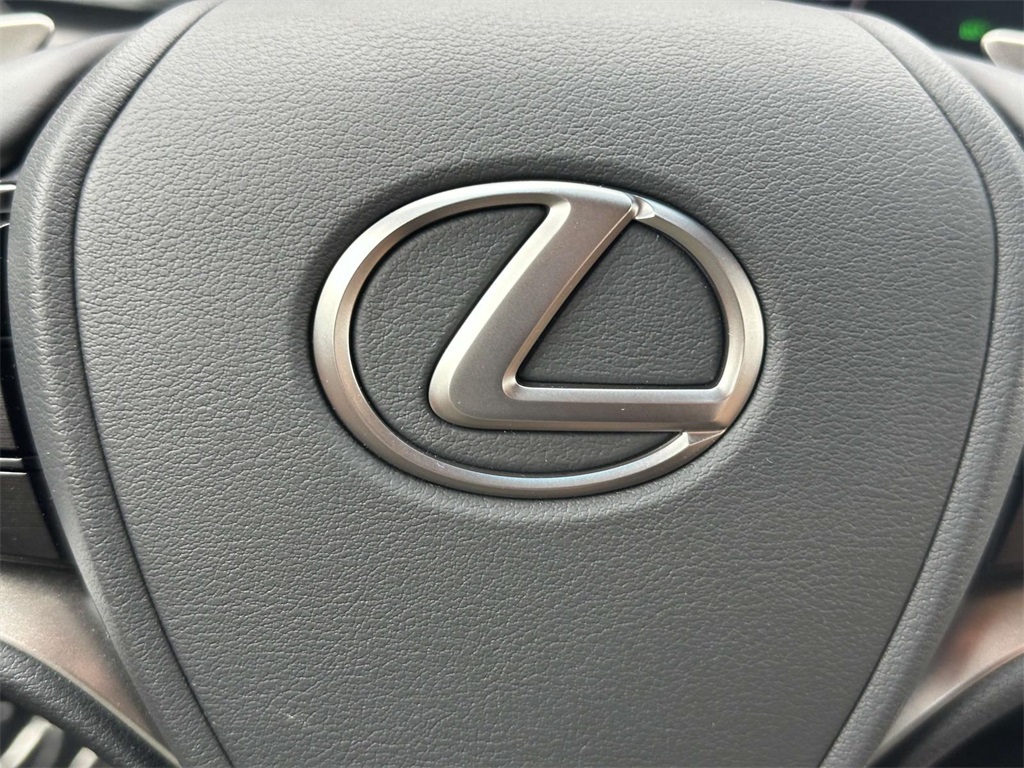 used 2025 Lexus ES car, priced at $44,995