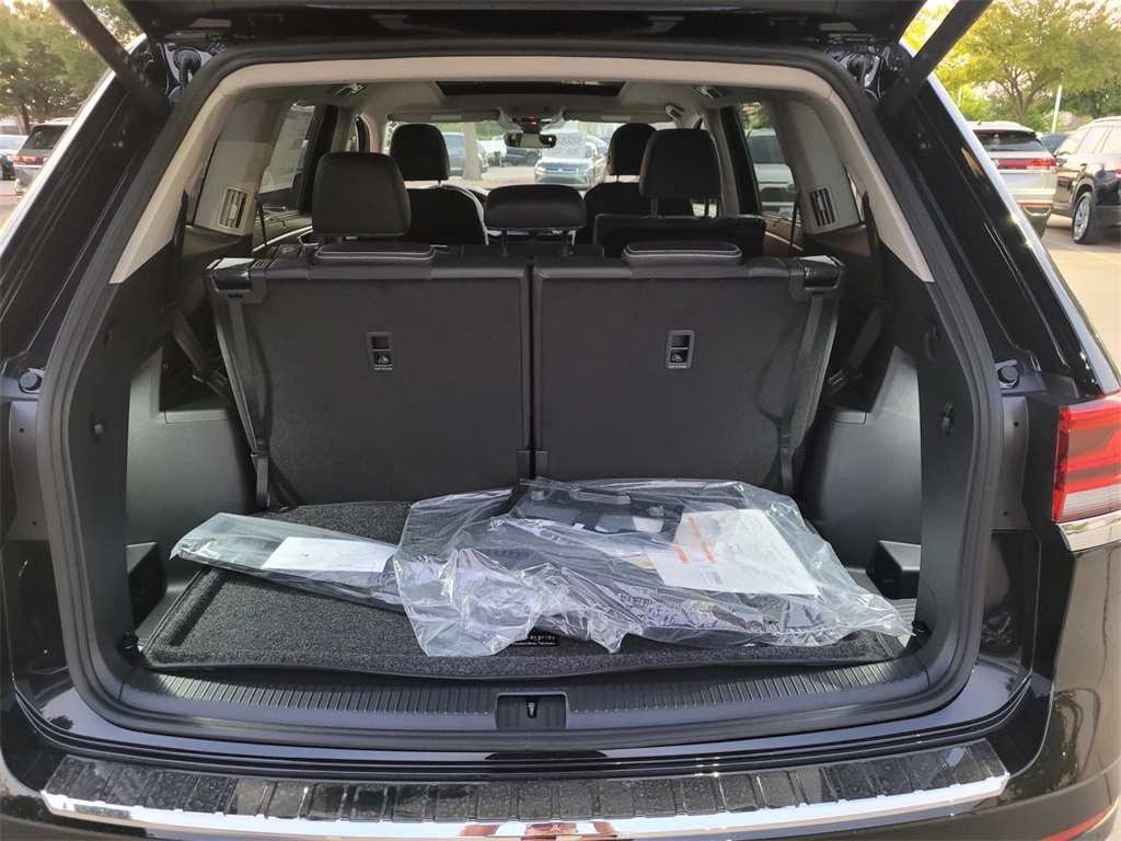 new 2026 Volkswagen Atlas car, priced at $46,436