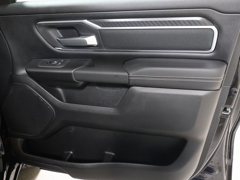 new 2025 Ram 1500 car, priced at $48,577