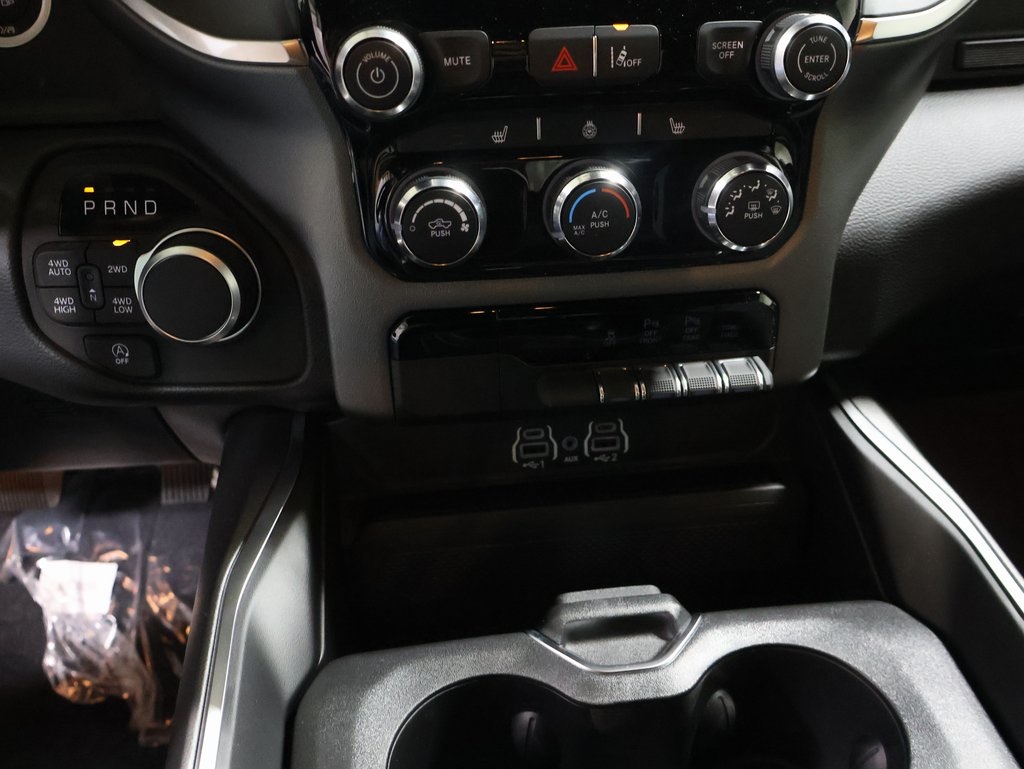 new 2025 Ram 1500 car, priced at $48,577