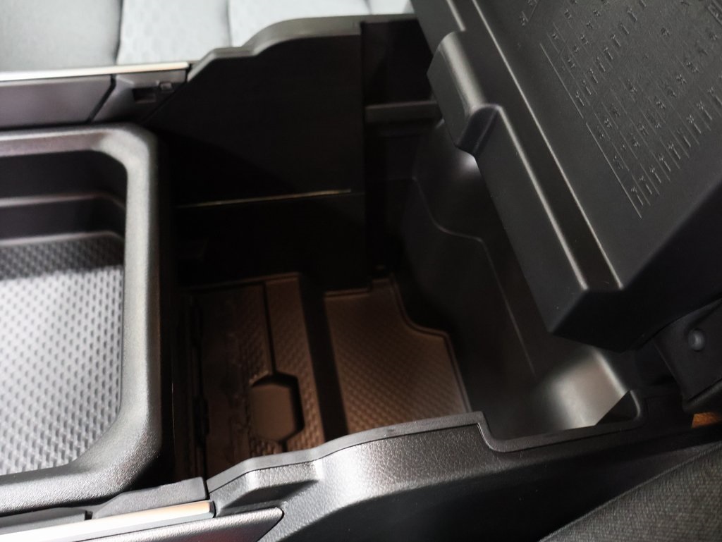 new 2025 Ram 1500 car, priced at $48,577
