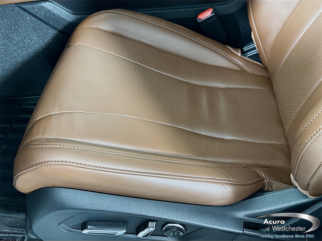 used 2022 Acura MDX car, priced at $39,499