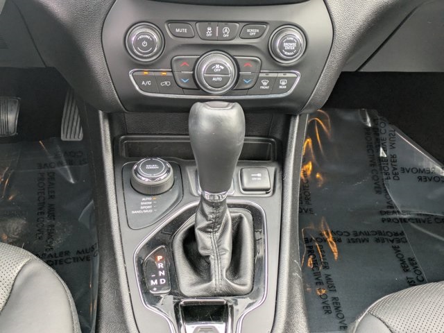 used 2019 Jeep Cherokee car, priced at $18,985