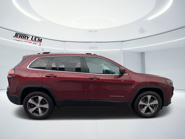 used 2019 Jeep Cherokee car, priced at $18,985