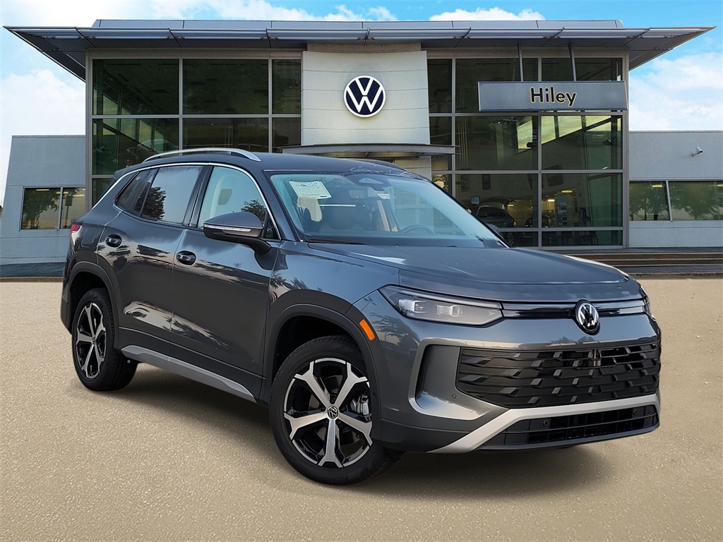 new 2025 Volkswagen Tiguan car, priced at $33,994