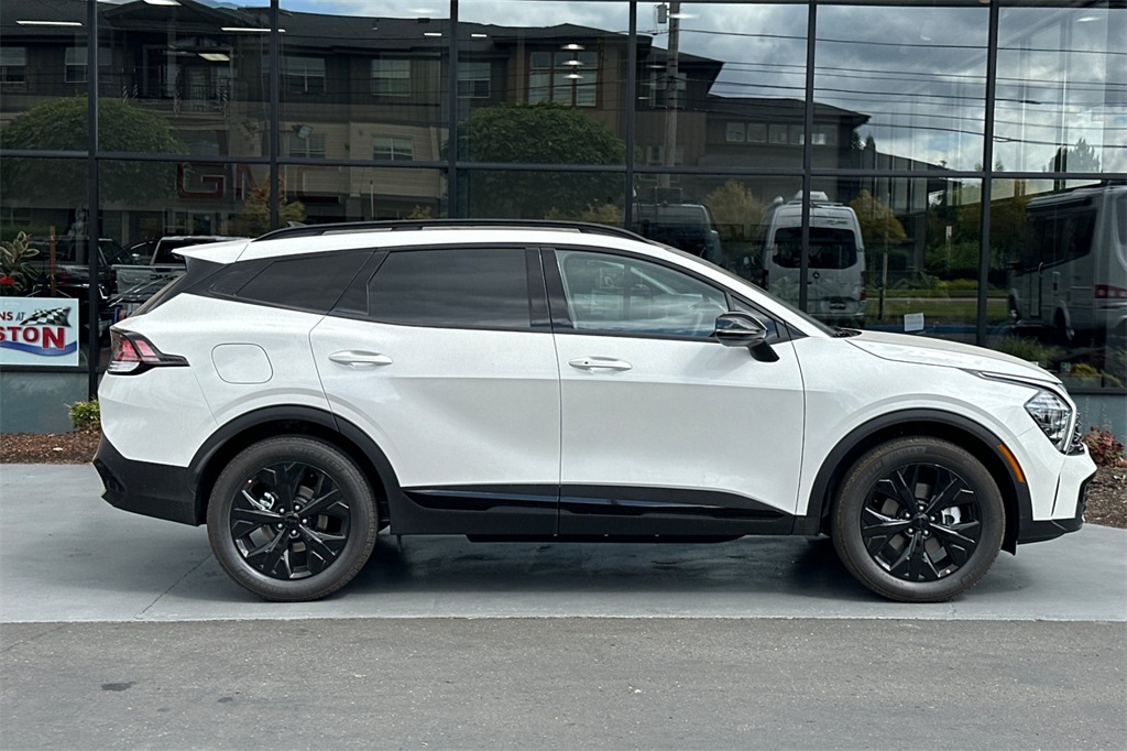 new 2025 Kia Sportage Plug-In Hybrid car, priced at $41,875