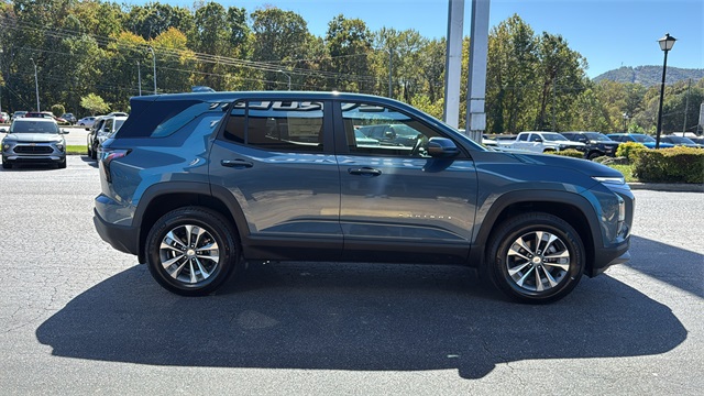 new 2026 Chevrolet Equinox car, priced at $33,145