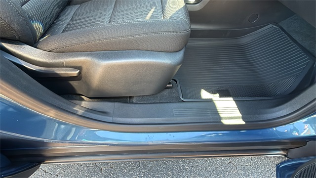 new 2026 Chevrolet Equinox car, priced at $33,145