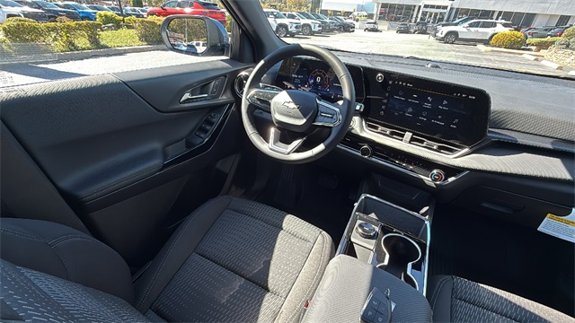 new 2026 Chevrolet Equinox car, priced at $33,145