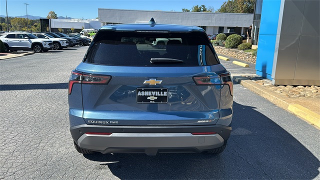 new 2026 Chevrolet Equinox car, priced at $33,145