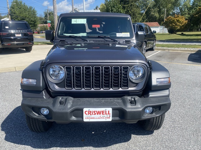 new 2025 Jeep Wrangler car, priced at $36,366