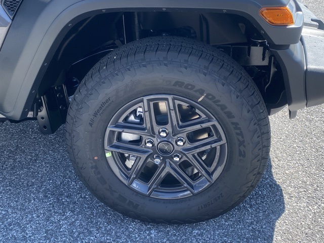 new 2025 Jeep Wrangler car, priced at $36,366