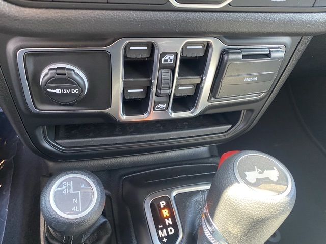 new 2025 Jeep Wrangler car, priced at $36,366