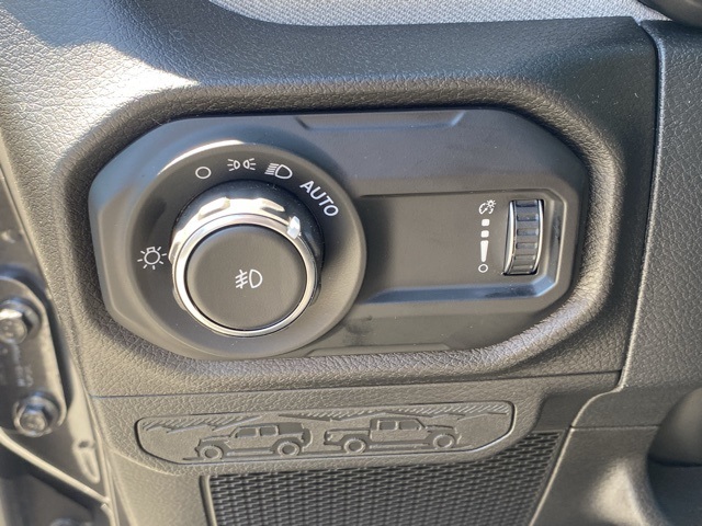 new 2025 Jeep Wrangler car, priced at $36,366