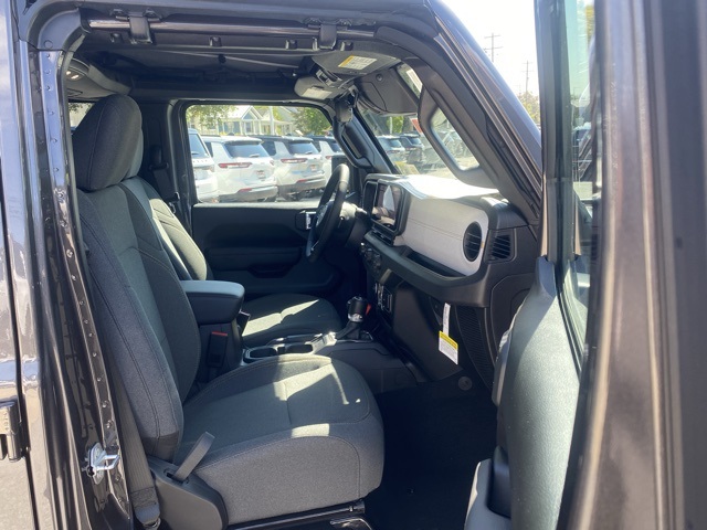new 2025 Jeep Wrangler car, priced at $36,366