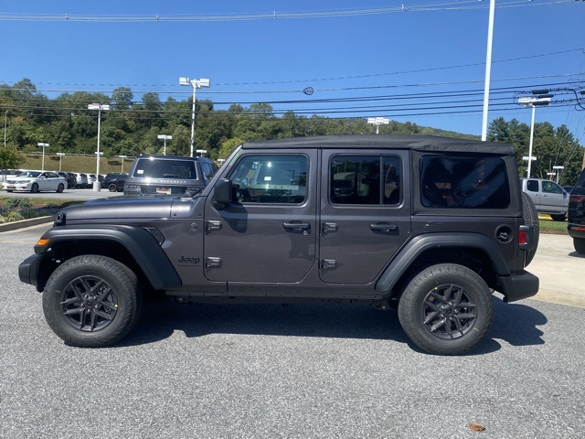 new 2025 Jeep Wrangler car, priced at $36,366