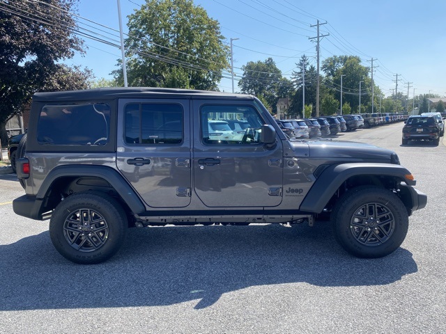 new 2025 Jeep Wrangler car, priced at $36,366