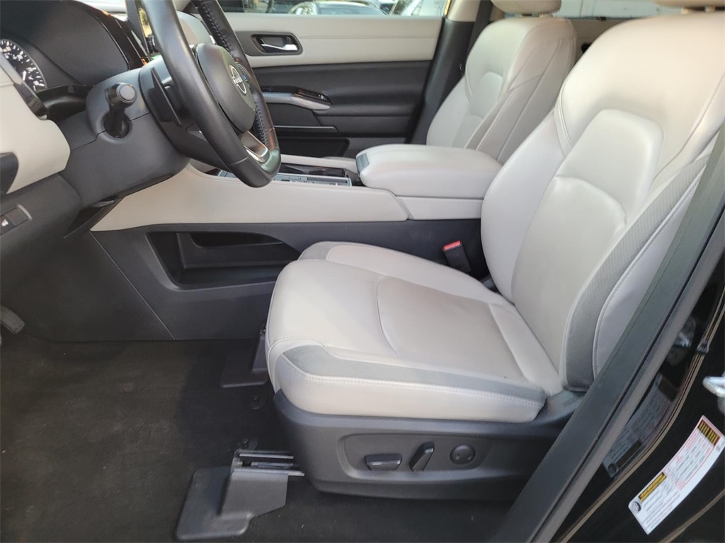 used 2023 Nissan Pathfinder car, priced at $27,500