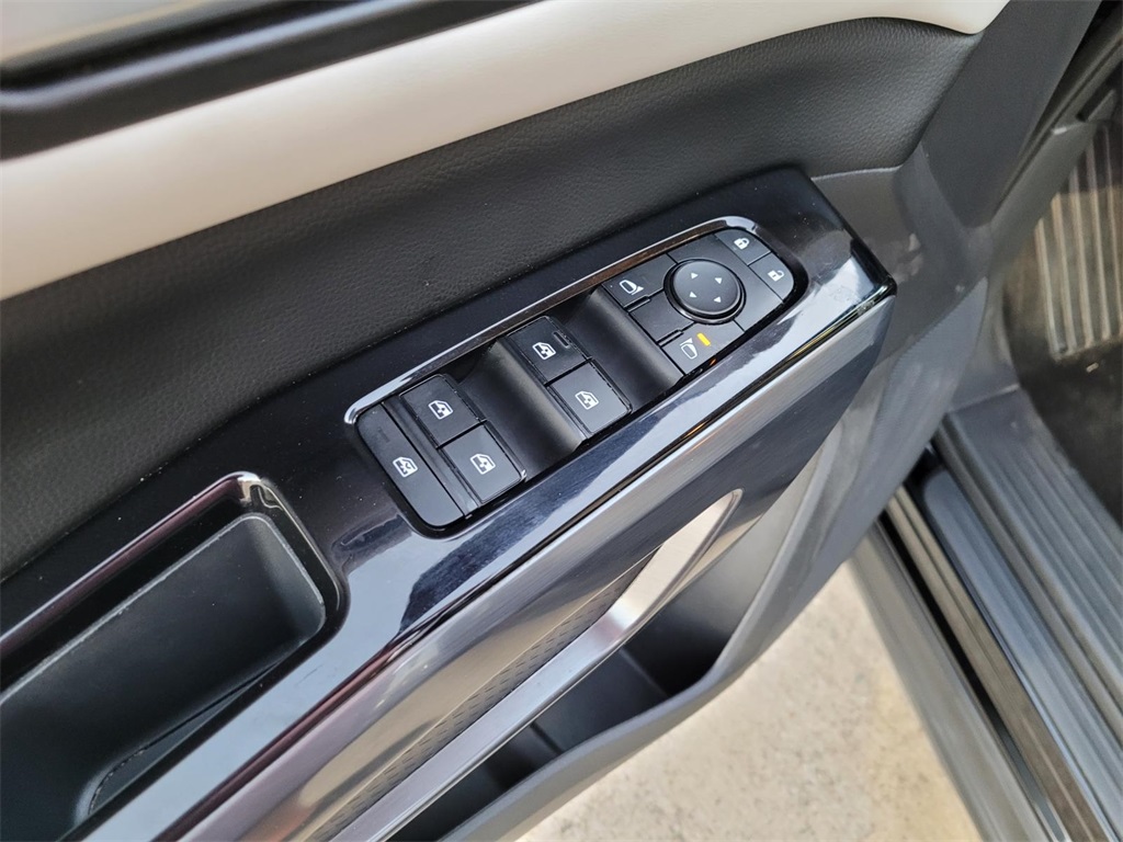 used 2023 Nissan Pathfinder car, priced at $27,500