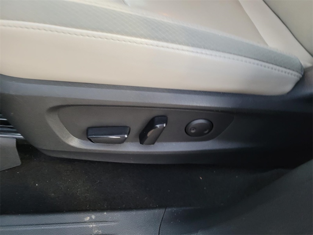 used 2023 Nissan Pathfinder car, priced at $27,500