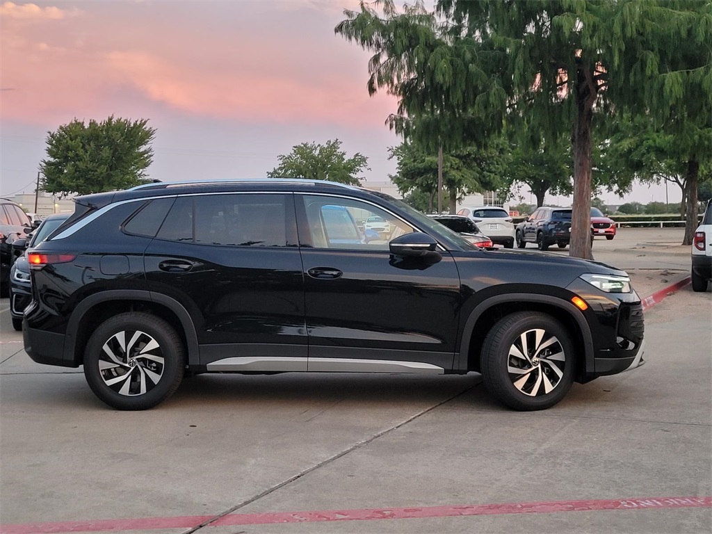 new 2025 Volkswagen Tiguan car, priced at $29,751