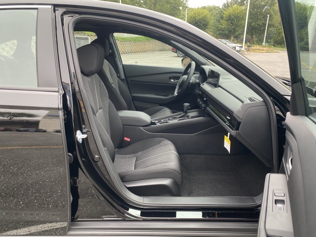 new 2025 Honda Accord Hybrid car, priced at $33,065