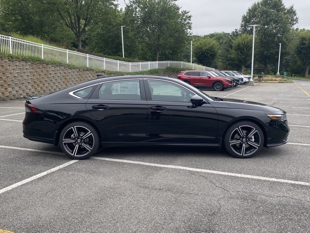 new 2025 Honda Accord Hybrid car, priced at $33,065