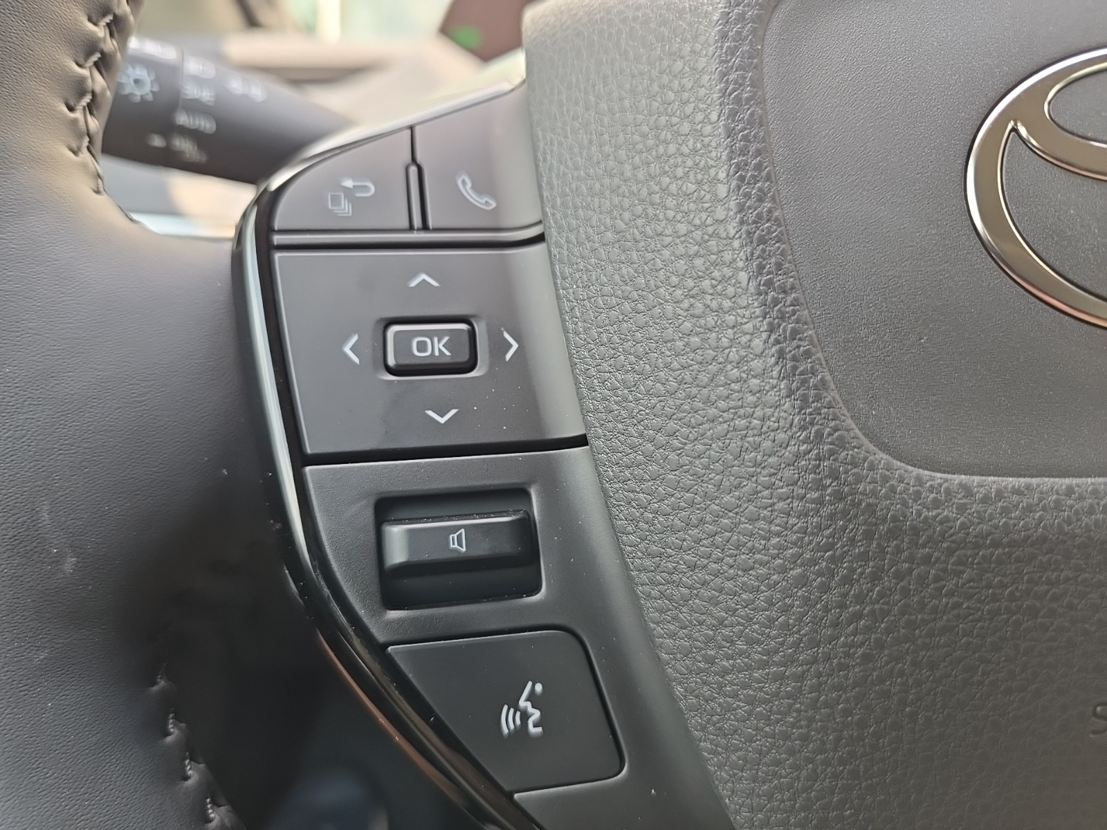 used 2025 Toyota Prius car, priced at $36,800