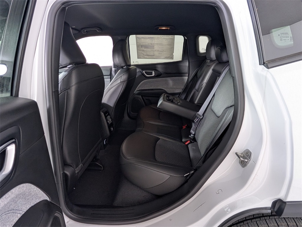 new 2025 Jeep Compass car, priced at $22,010