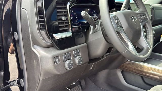 new 2025 Chevrolet Silverado 2500HD car, priced at $67,160