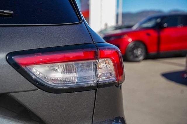 used 2022 Ford Escape car, priced at $15,792