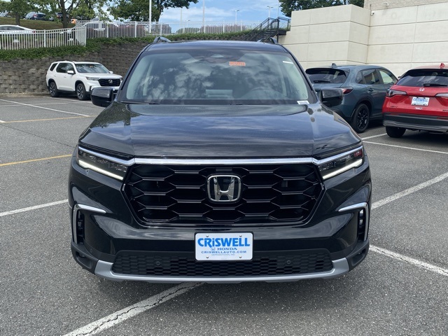 new 2025 Honda Pilot car, priced at $51,780