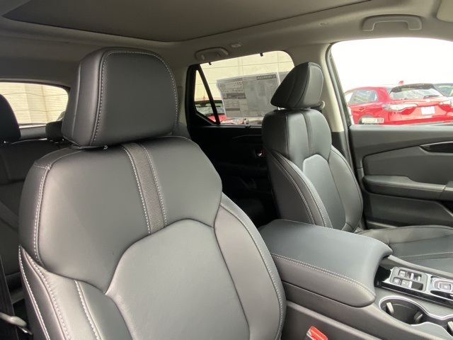 new 2025 Honda Pilot car, priced at $51,780