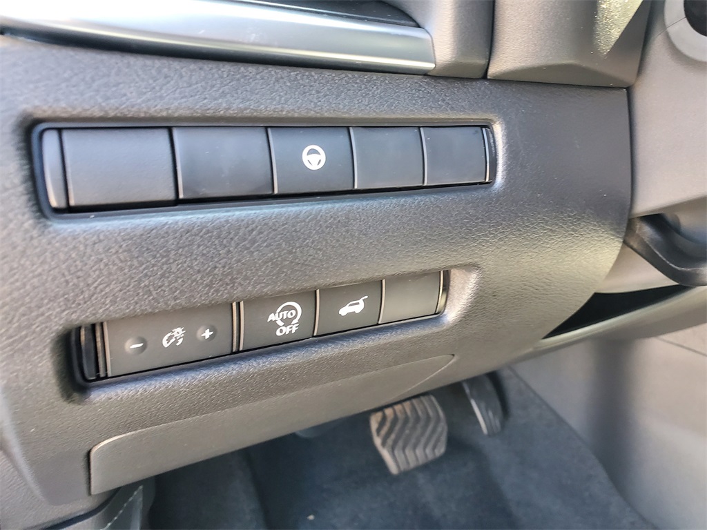 new 2026 Nissan Rogue car, priced at $25,978